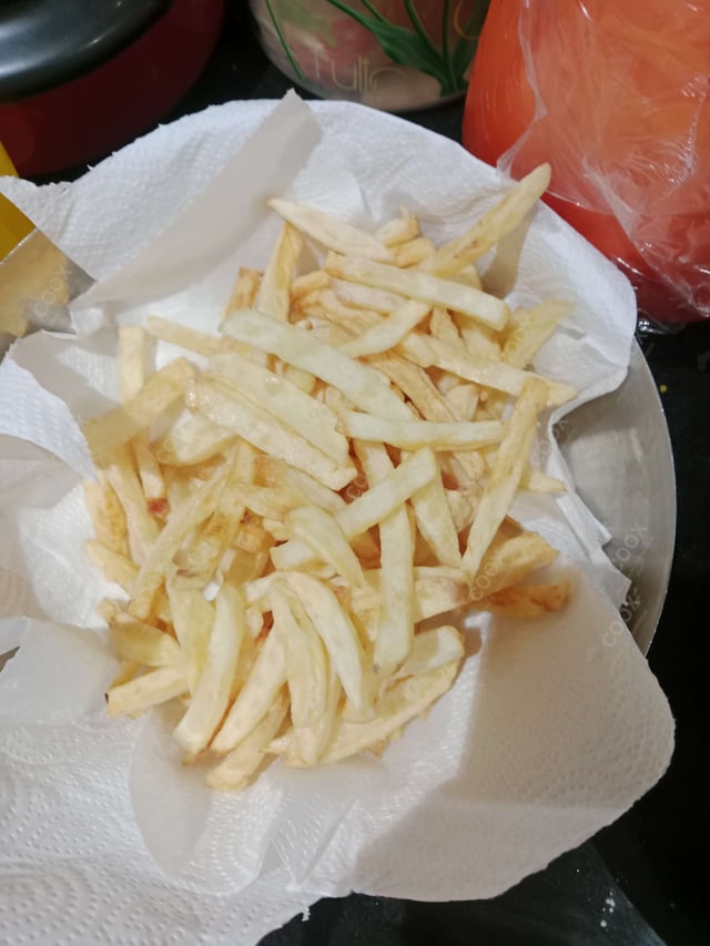 Delicious Peri Peri Fries prepared by COOX