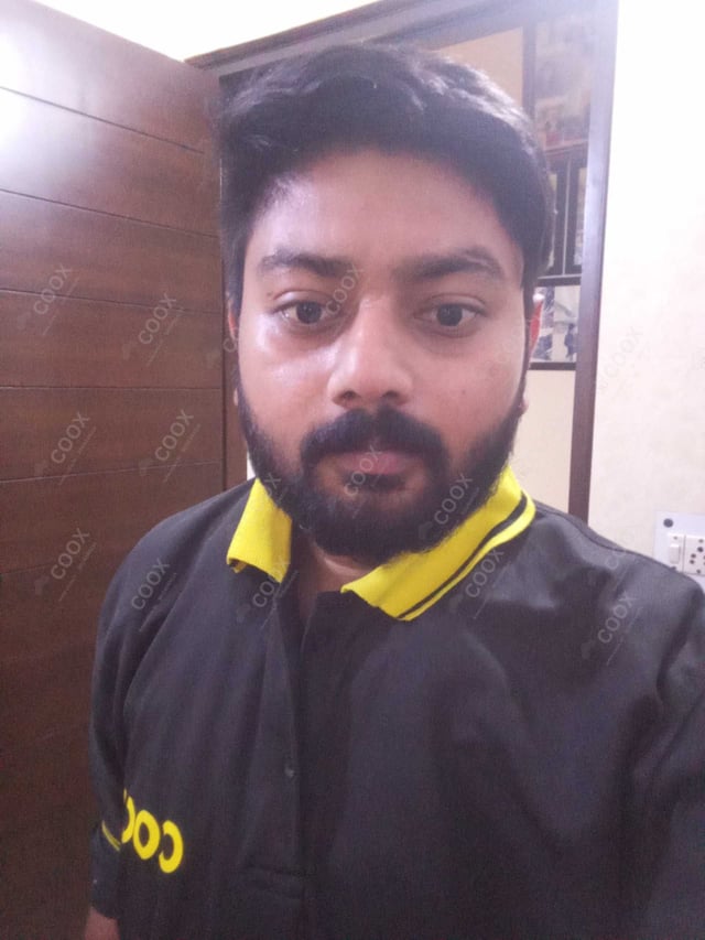 Chef from COOX at bookings. Professional cooks chefs at home
