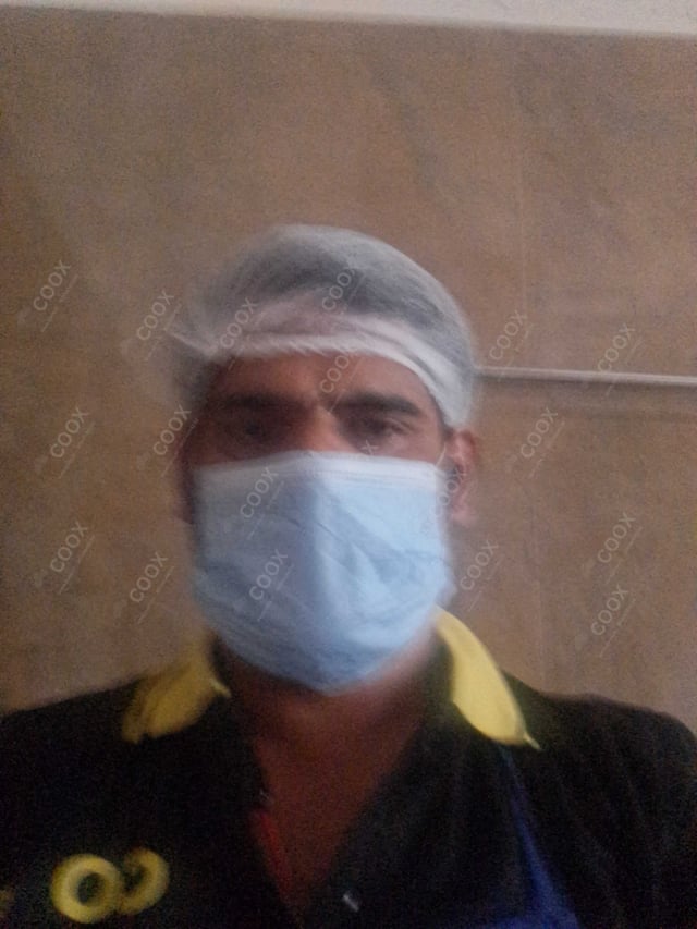 Chef from COOX at bookings. Professional cooks chefs at home