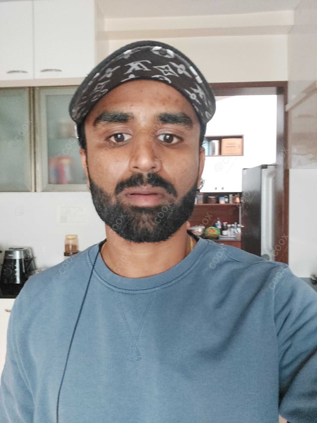 Chef from COOX at bookings. Professional cooks chefs at home