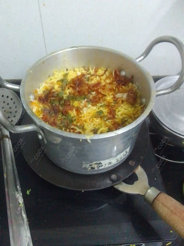 Delicious Chicken Biryani prepared by COOX