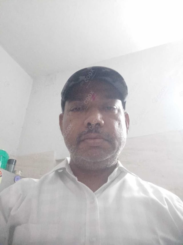 Chef from COOX at bookings. Professional cooks chefs at home