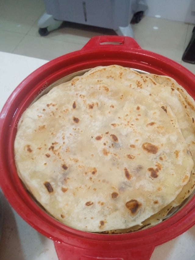 Delicious Naan (Butter / Garlic) prepared by COOX