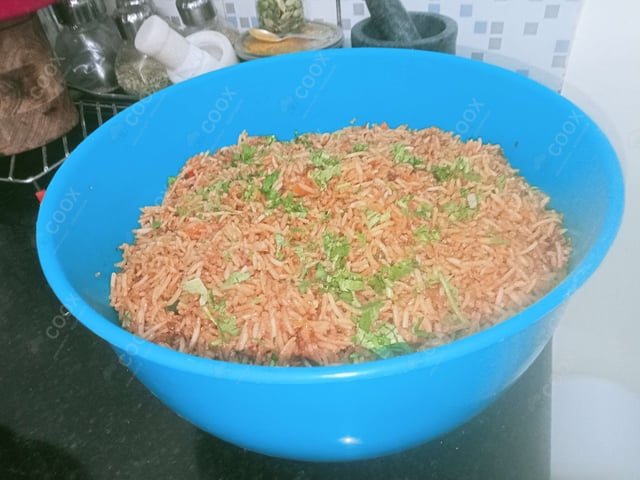 Delicious Veg Fried Rice prepared by COOX