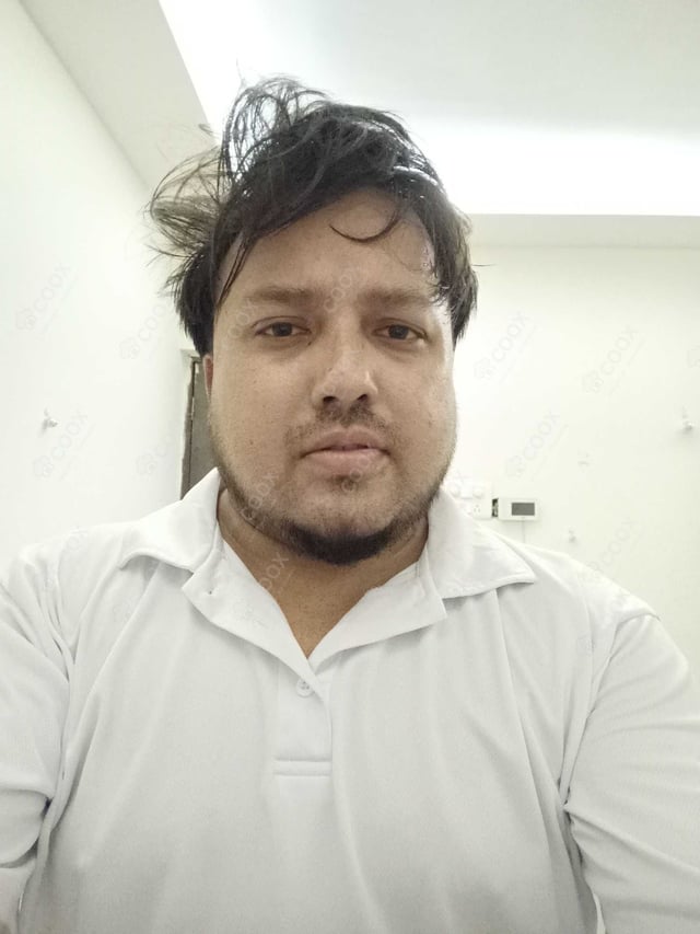 Chef from COOX at bookings. Professional cooks chefs at home