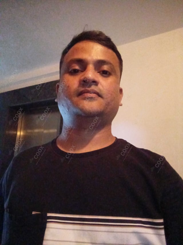 Chef from COOX at bookings. Professional cooks chefs at home