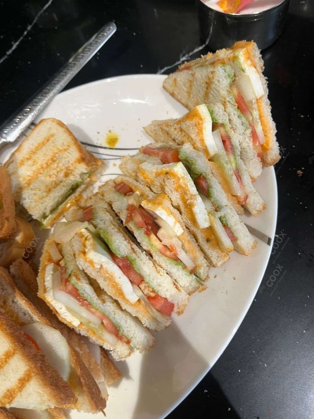 Delicious Sandwich prepared by COOX