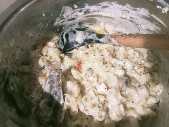 Delicious Pasta in White Sauce prepared by COOX