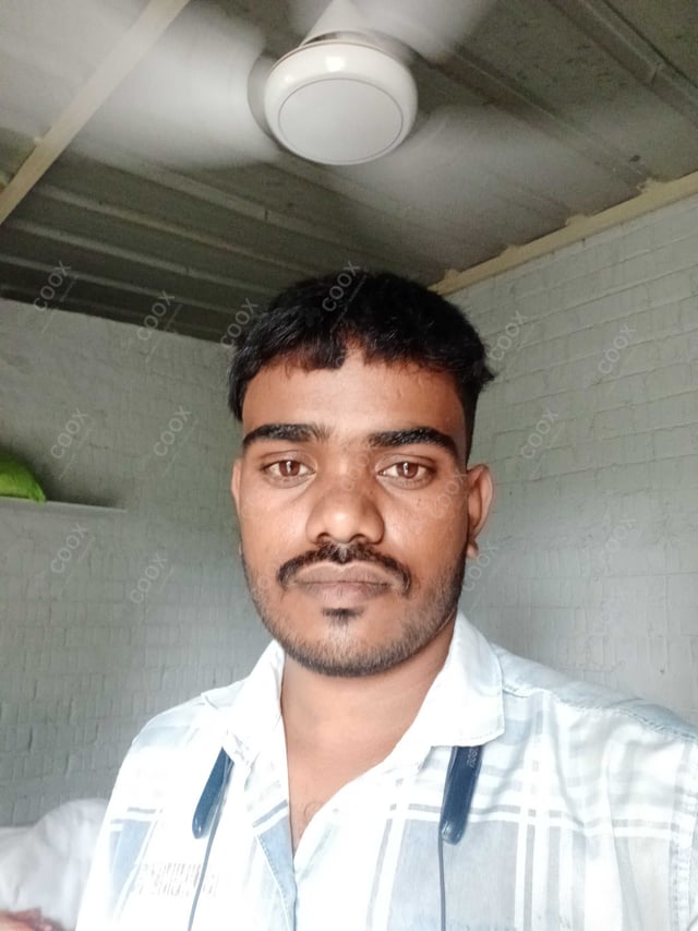 Chef from COOX at bookings. Professional cooks chefs at home