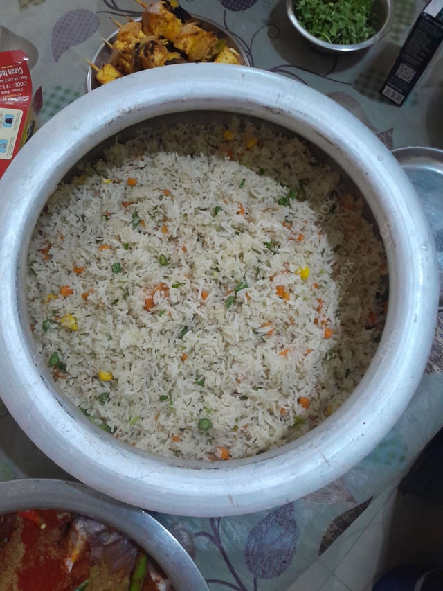 Delicious Veg Fried Rice prepared by COOX