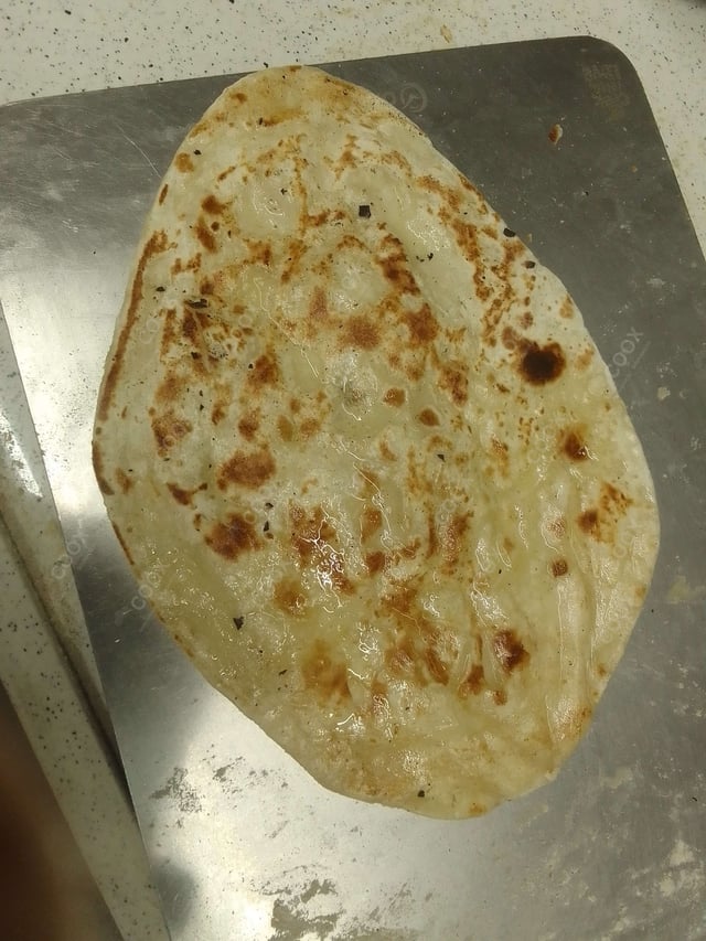 Delicious Naan (Butter / Garlic) prepared by COOX