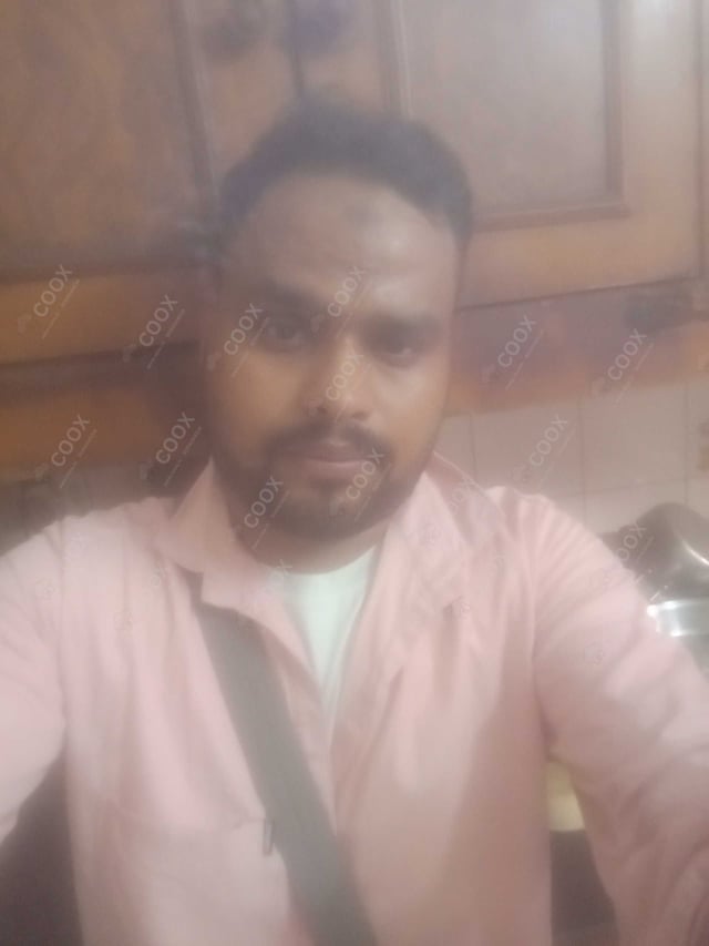 Chef from COOX at bookings. Professional cooks chefs at home