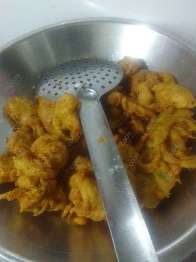 Delicious Mix Pakode prepared by COOX