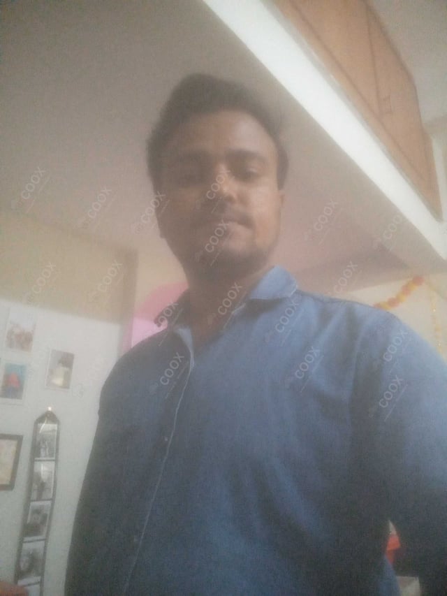 Chef from COOX at bookings. Professional cooks chefs at home