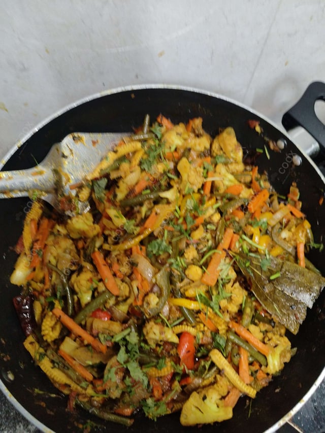 Delicious Veg Jalfrezi prepared by COOX