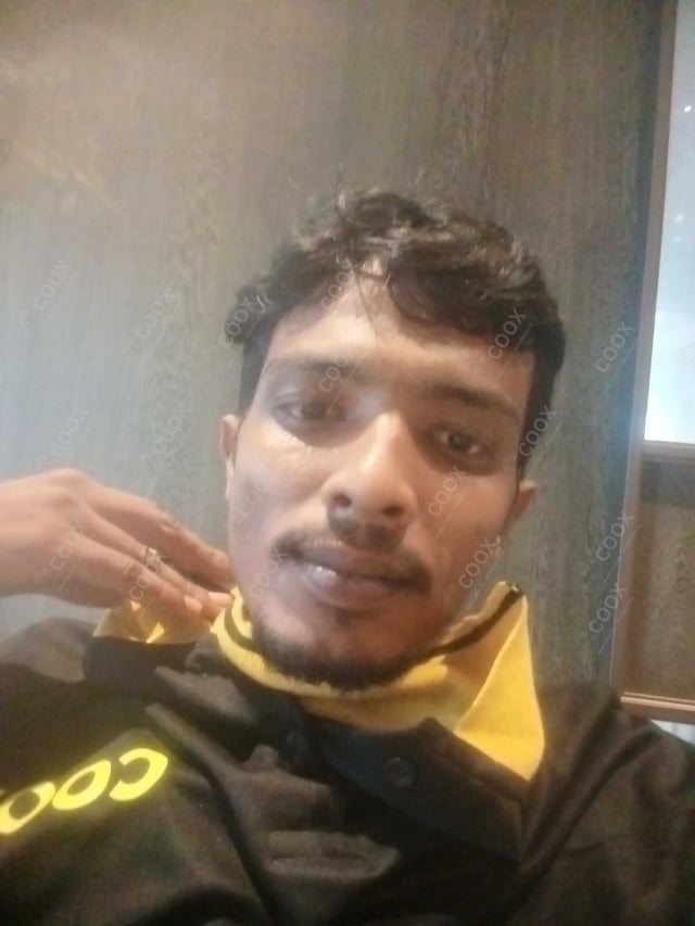 Chef from COOX at bookings. Professional cooks chefs at home