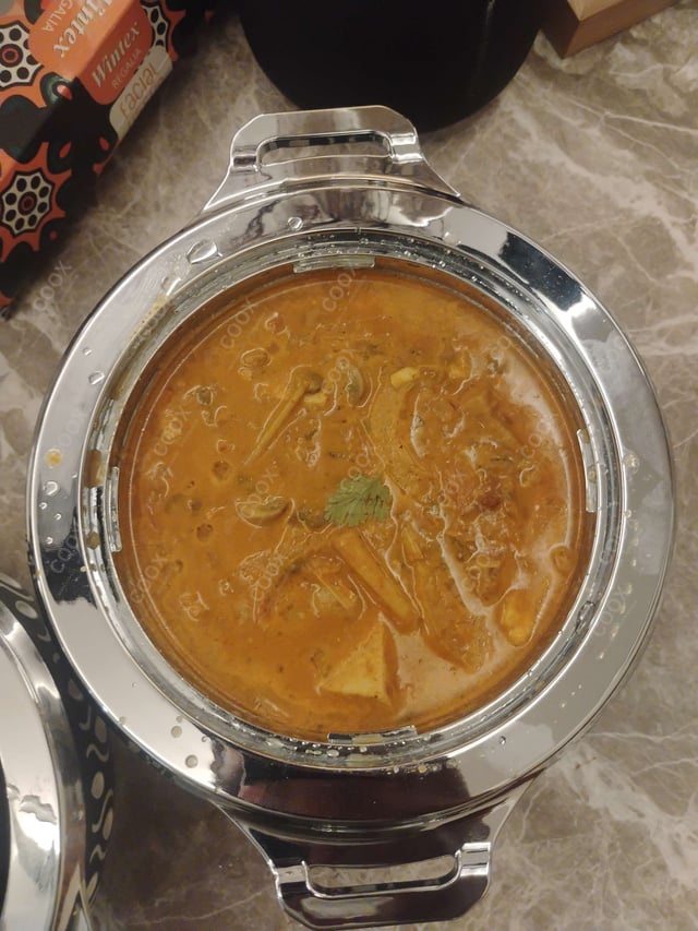 Delicious Red Thai Curry prepared by COOX