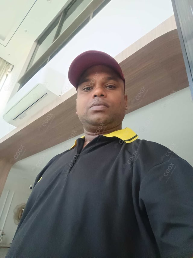 Chef from COOX at bookings. Professional cooks chefs at home