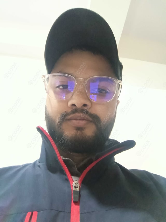 Chef from COOX at bookings. Professional cooks chefs at home