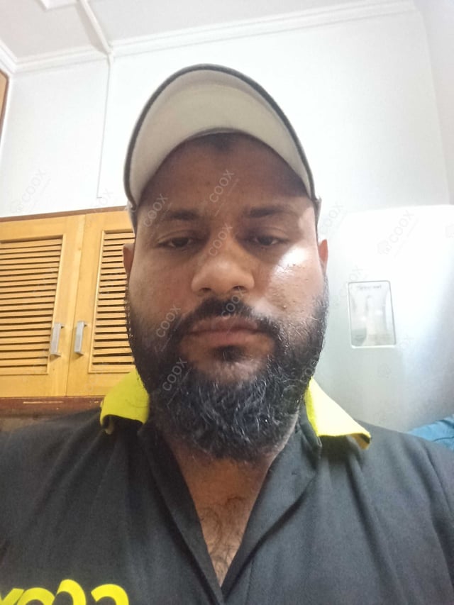 Chef from COOX at bookings. Professional cooks chefs at home