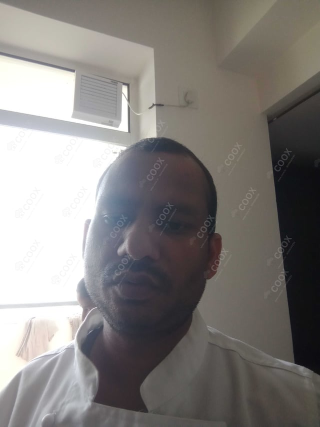 Chef from COOX at bookings. Professional cooks chefs at home