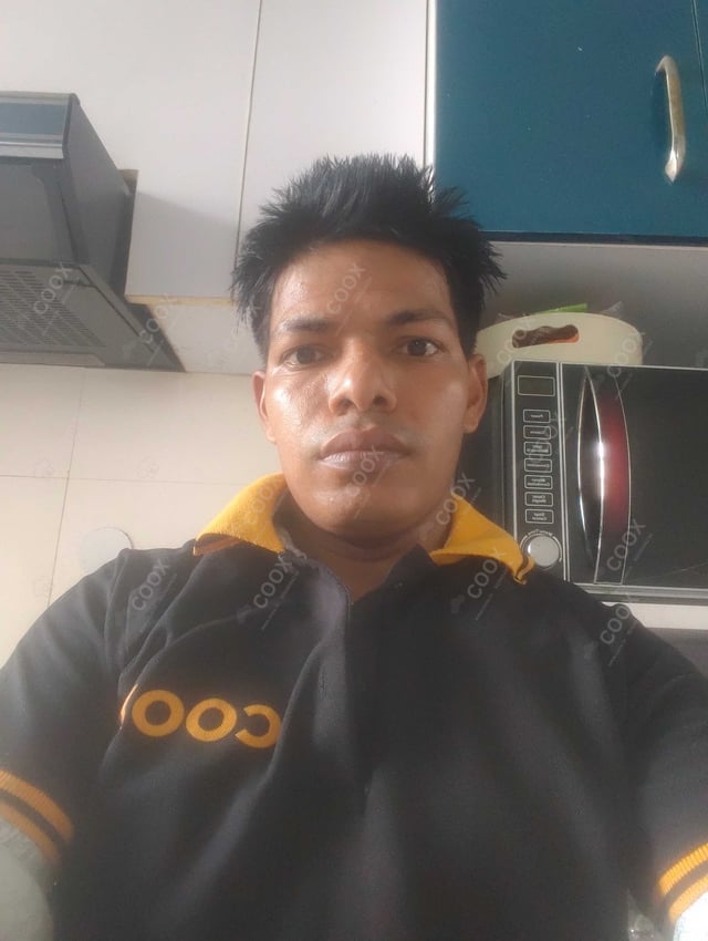 Chef from COOX at bookings. Professional cooks chefs at home