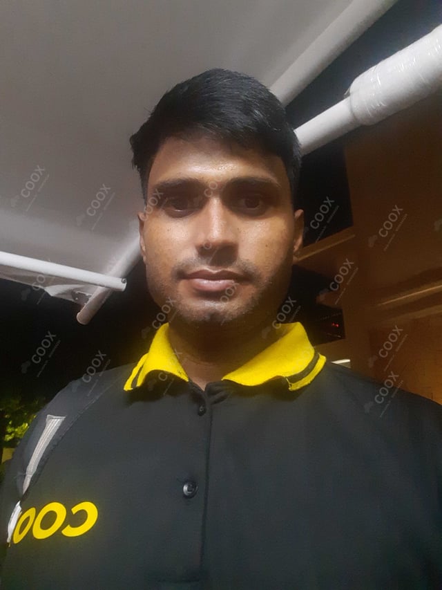 Chef from COOX at bookings. Professional cooks chefs at home