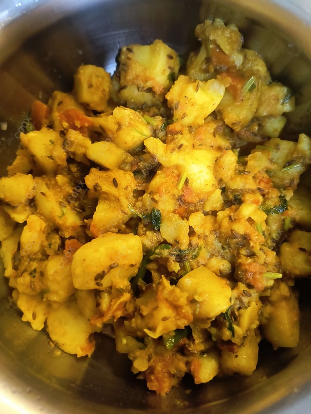 Delicious Gatte ki Sabzi prepared by COOX