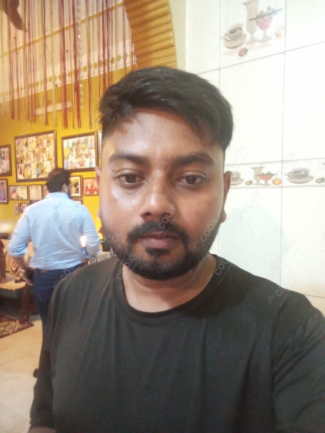 Chef from COOX at bookings. Professional cooks chefs at home