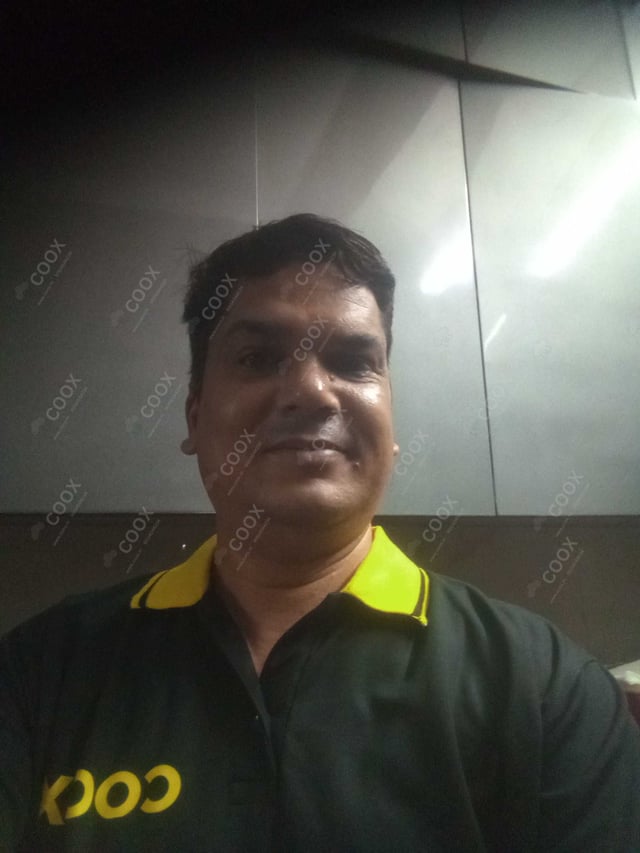 Chef from COOX at bookings. Professional cooks chefs at home