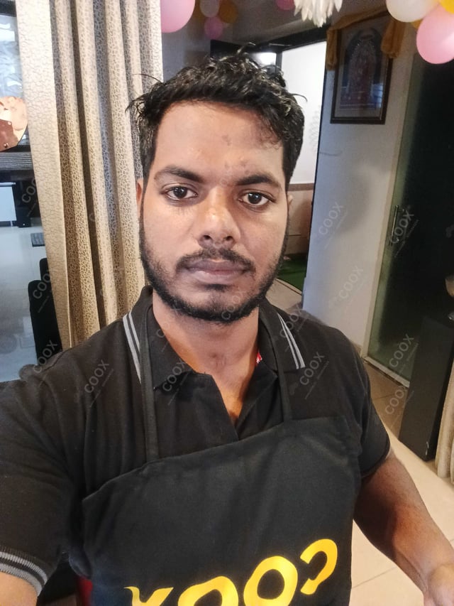 Chef from COOX at bookings. Professional cooks chefs at home