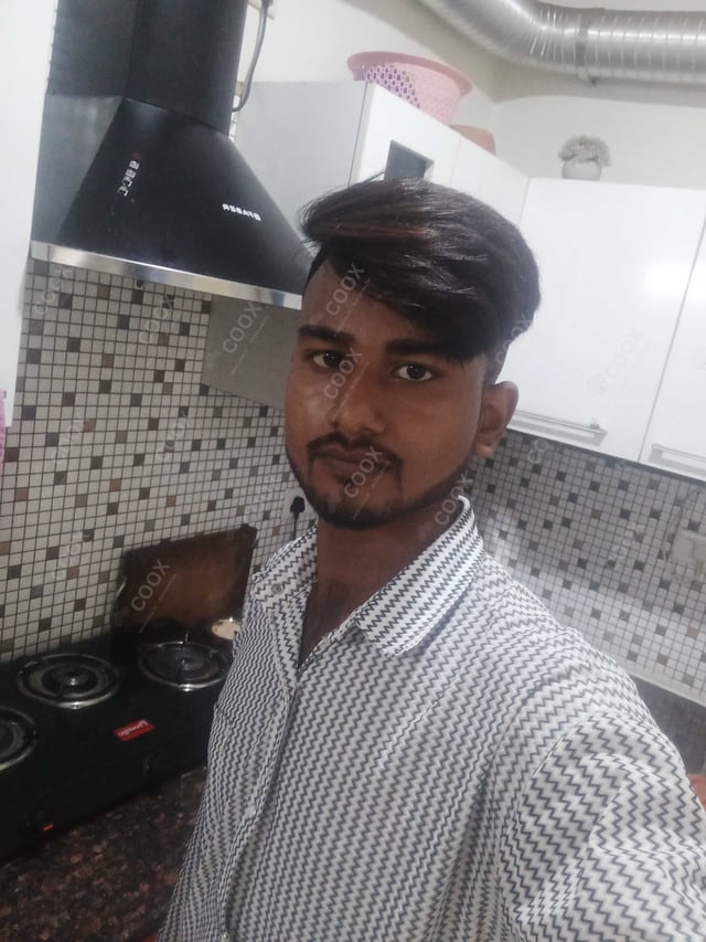 Chef from COOX at bookings. Professional cooks chefs at home