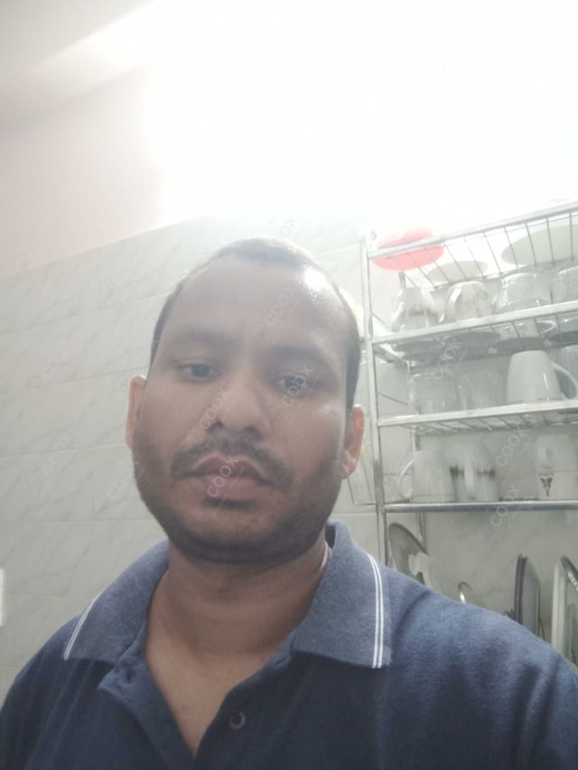 Chef from COOX at bookings. Professional cooks chefs at home