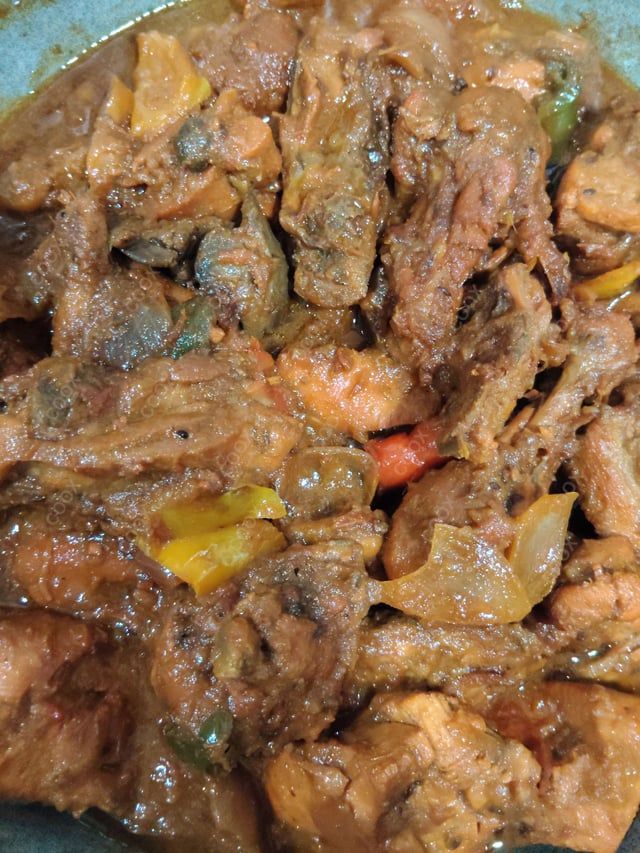 Delicious Kadhai Chicken prepared by COOX