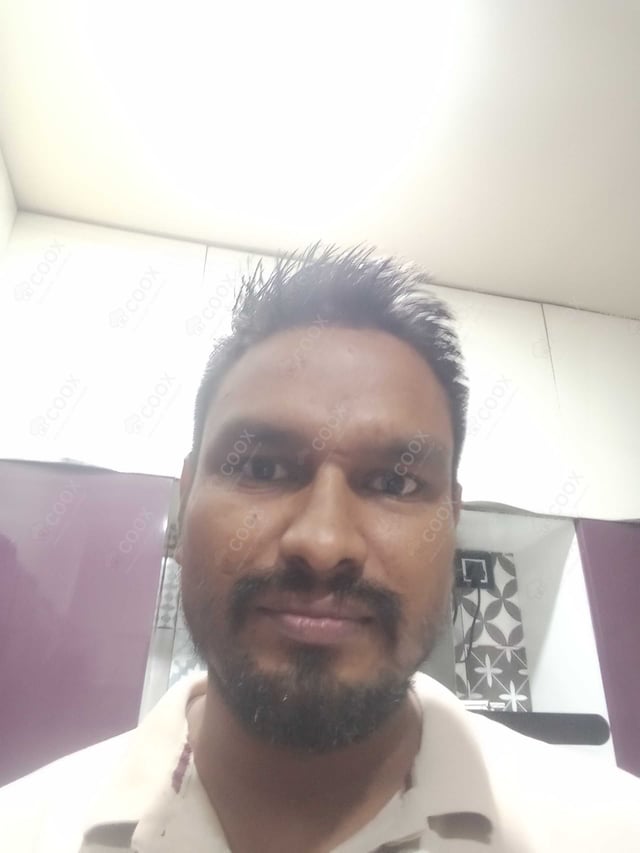 Chef from COOX at bookings. Professional cooks chefs at home