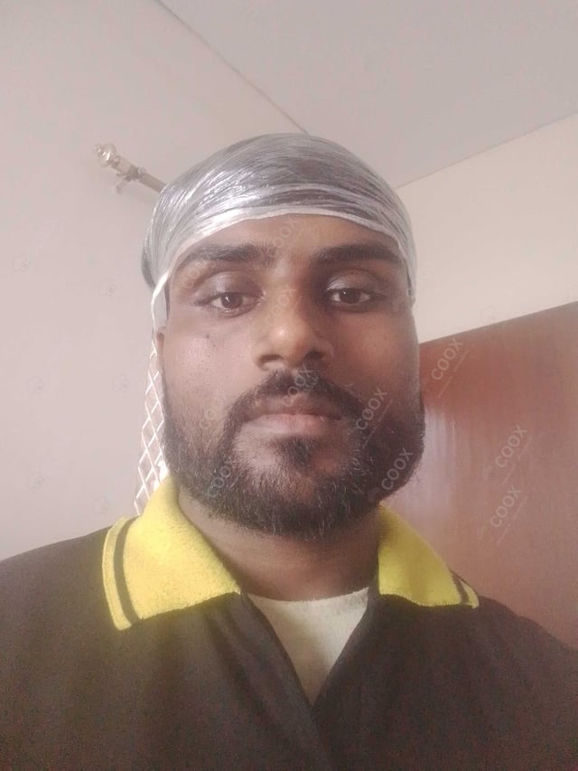 Chef from COOX at bookings. Professional cooks chefs at home