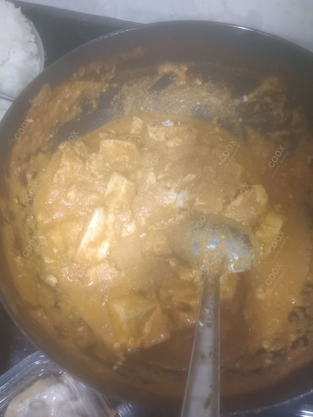Delicious Shahi Paneer prepared by COOX