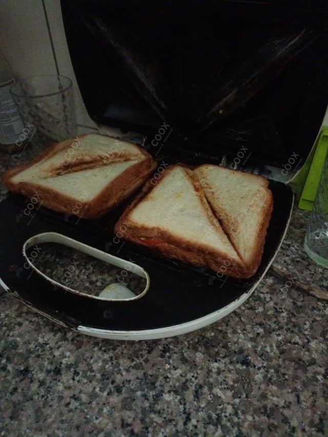Delicious Sandwich prepared by COOX