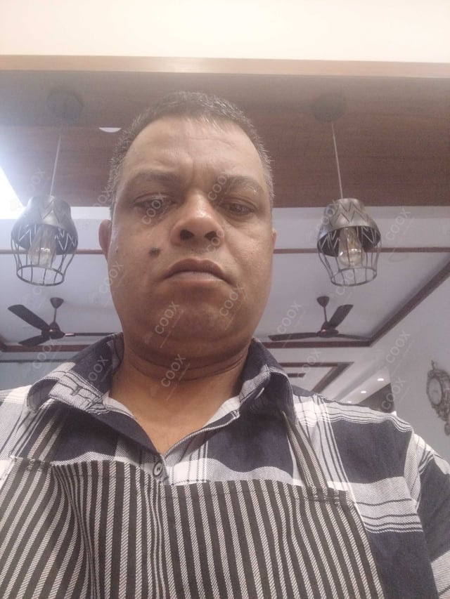 Chef from COOX at bookings. Professional cooks chefs at home