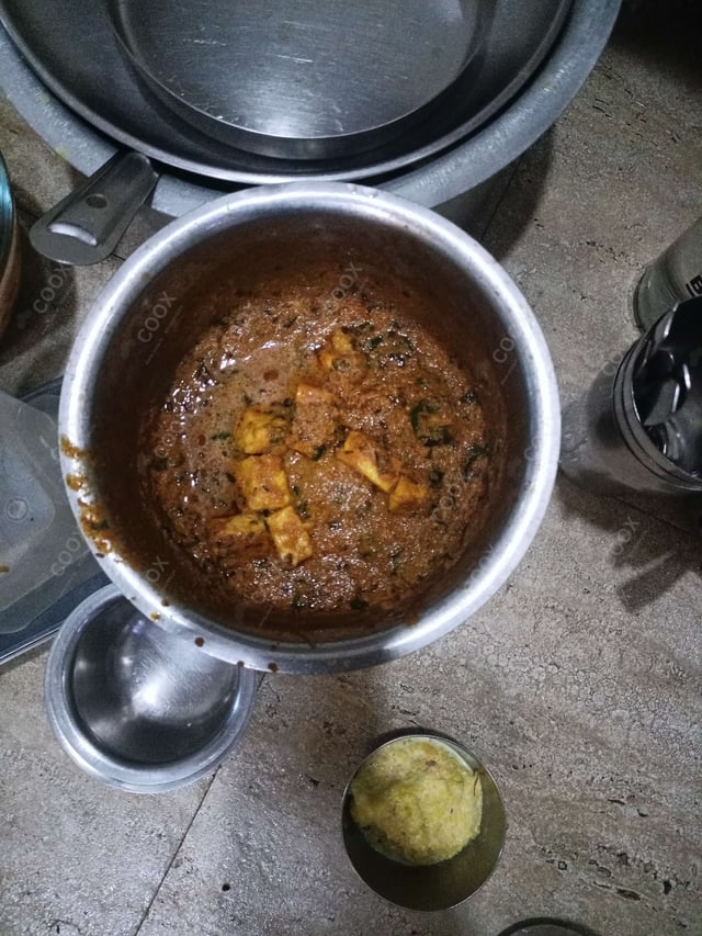 Delicious Shahi Paneer prepared by COOX