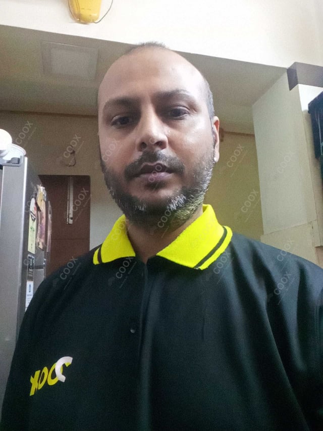 Chef from COOX at bookings. Professional cooks chefs at home