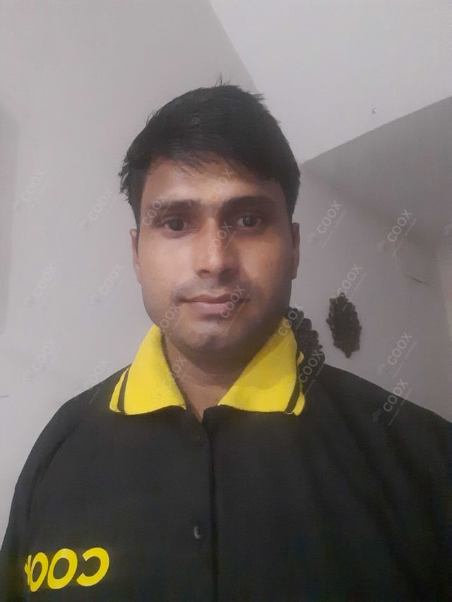 Chef from COOX at bookings. Professional cooks chefs at home