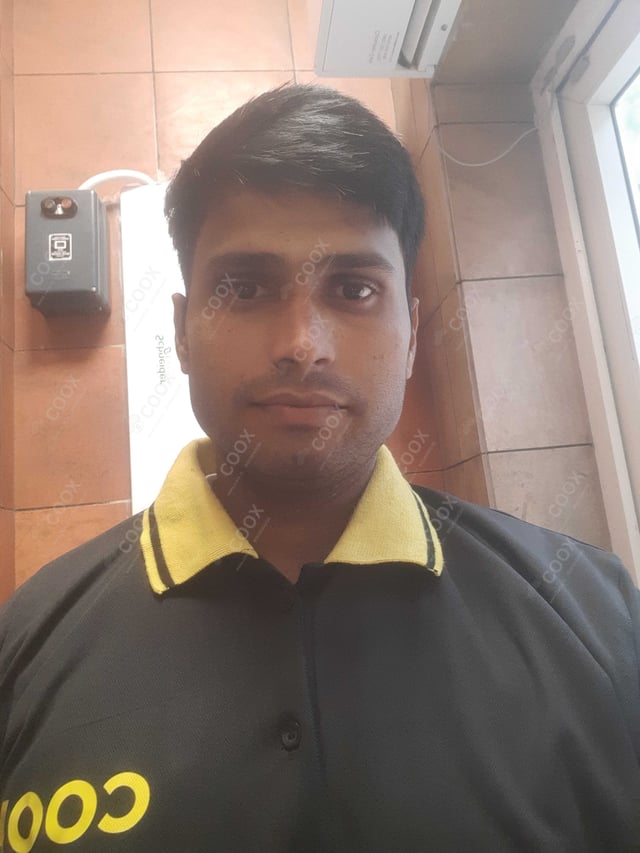 Chef from COOX at bookings. Professional cooks chefs at home