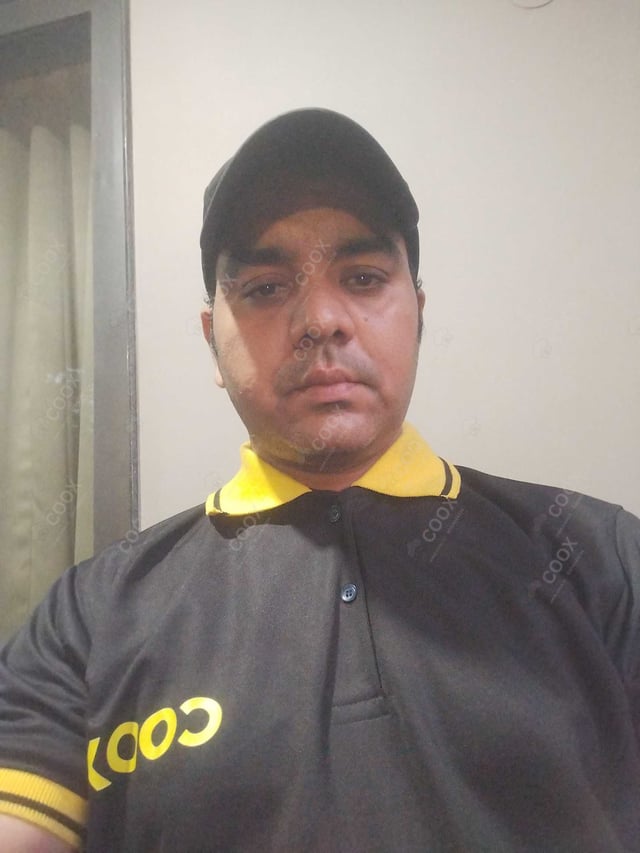 Chef from COOX at bookings. Professional cooks chefs at home