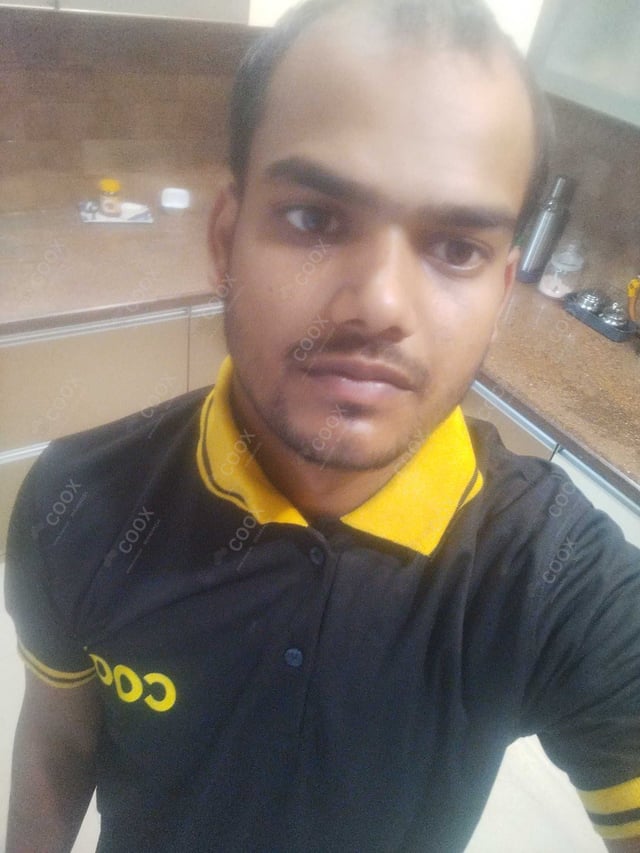 Chef from COOX at bookings. Professional cooks chefs at home