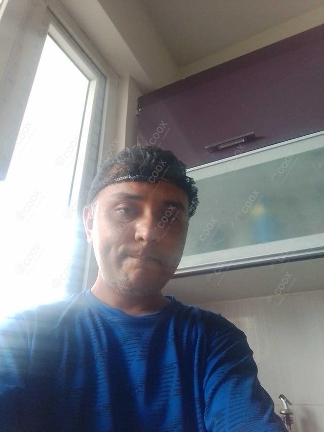 Chef from COOX at bookings. Professional cooks chefs at home