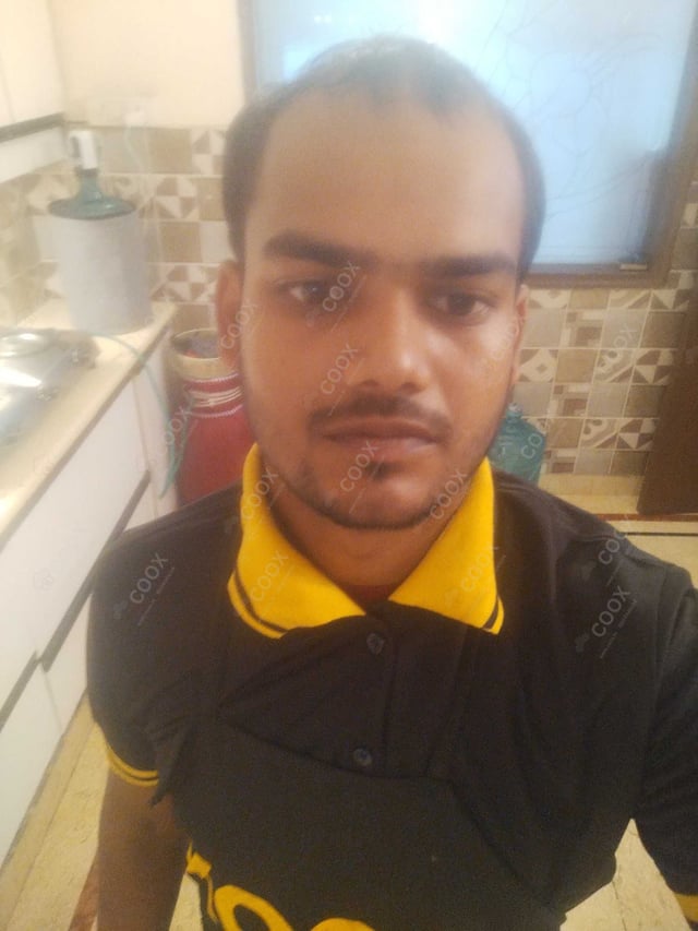 Chef from COOX at bookings. Professional cooks chefs at home