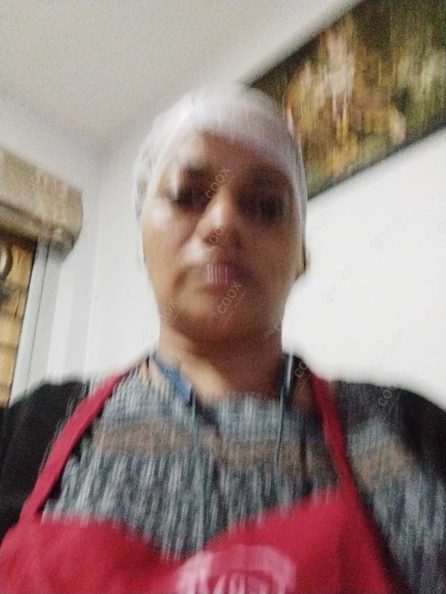 Chef from COOX at bookings. Professional cooks chefs at home