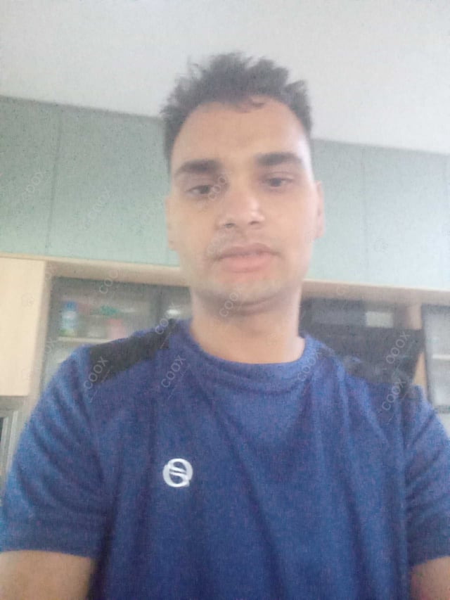 Chef from COOX at bookings. Professional cooks chefs at home