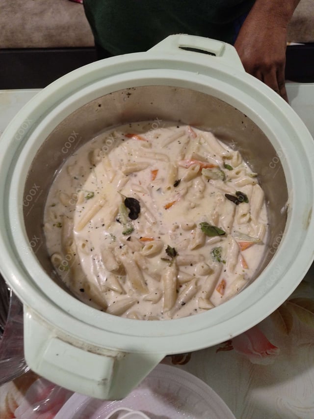 Delicious Pasta in White Sauce prepared by COOX